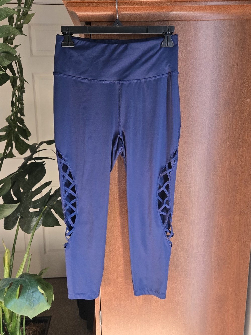 Avia Navy Blue Crisscross Side Capri Leggings